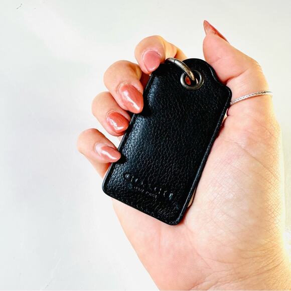 COACH Black Logo Pebble Leather Brushed Silver Keychain Key Ring Bottle Opener - Picture 1 of 7